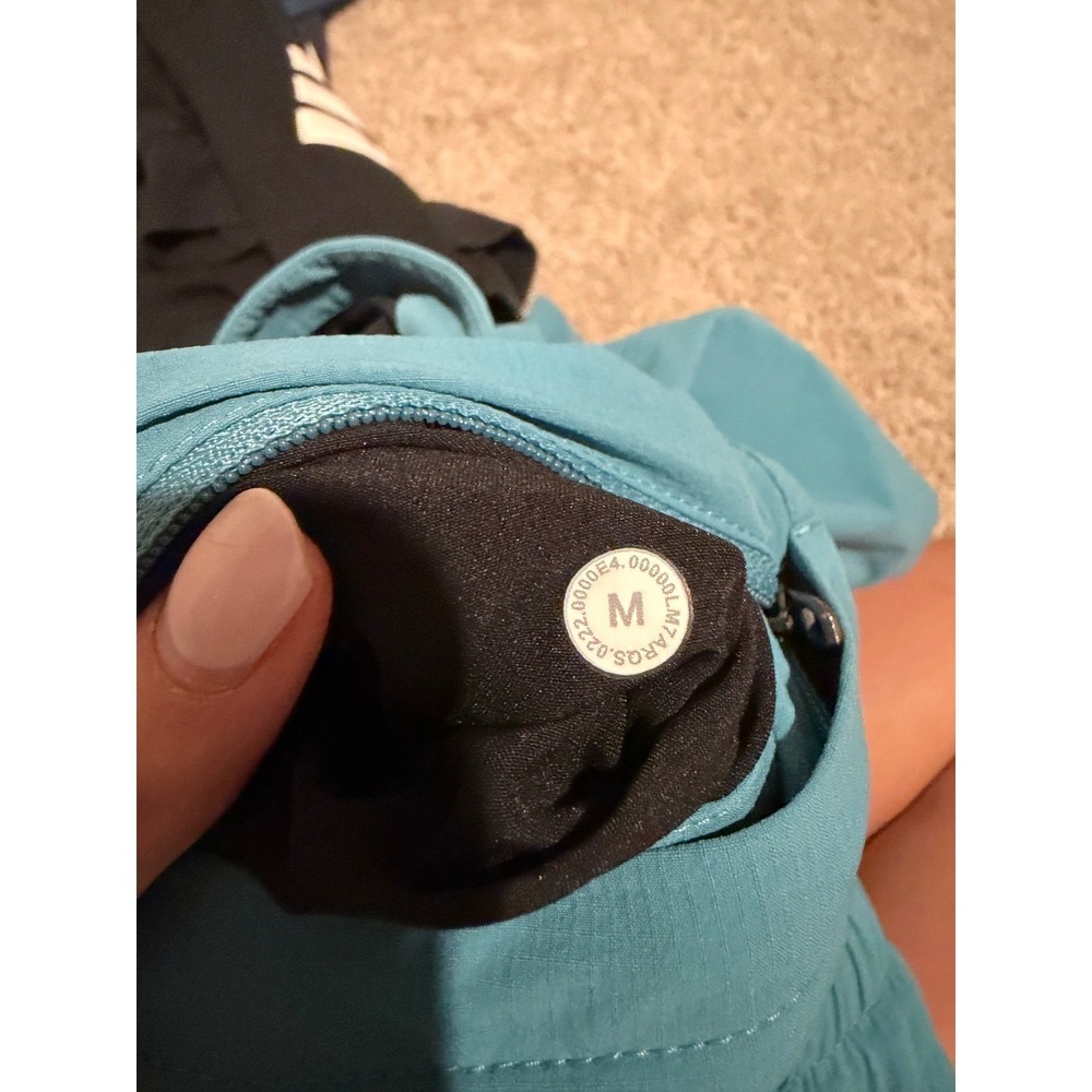 Lululemon‎ Bowline Short 8" *Stretch RipstopCrest Blue Medium - Picture 8 of 8